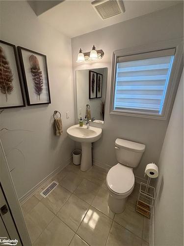 29 Woodstream Drive, Huntsville, ON - Indoor Photo Showing Bathroom