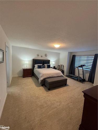 29 Woodstream Drive, Huntsville, ON - Indoor Photo Showing Bedroom