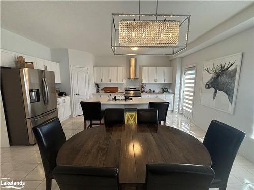 29 Woodstream Drive, Huntsville, ON - Indoor Photo Showing Dining Room