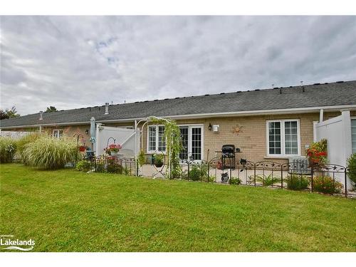 138 Meadow Lane, Wasaga Beach, ON - Outdoor With Deck Patio Veranda