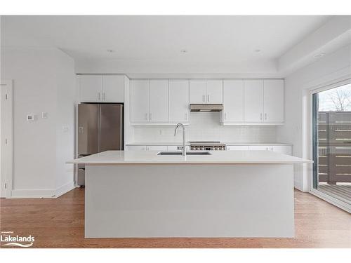 20-117 Sladden Court, Thornbury, ON - Indoor Photo Showing Kitchen