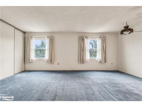 1100 Springbrook Crescent, Oakville, ON - Indoor Photo Showing Other Room