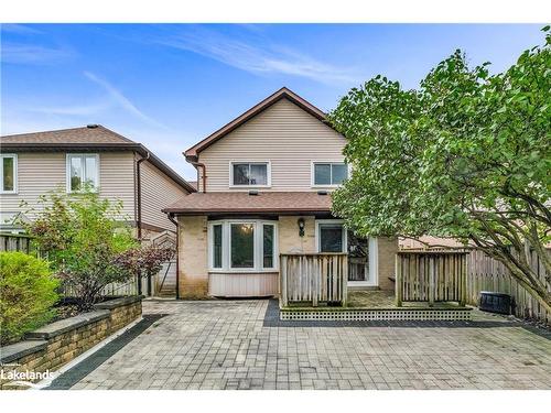 1100 Springbrook Crescent, Oakville, ON - Outdoor