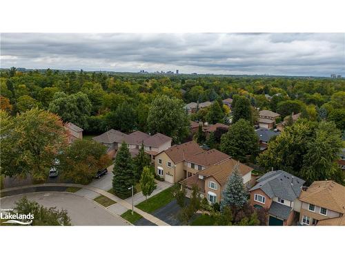 1100 Springbrook Crescent, Oakville, ON - Outdoor With View