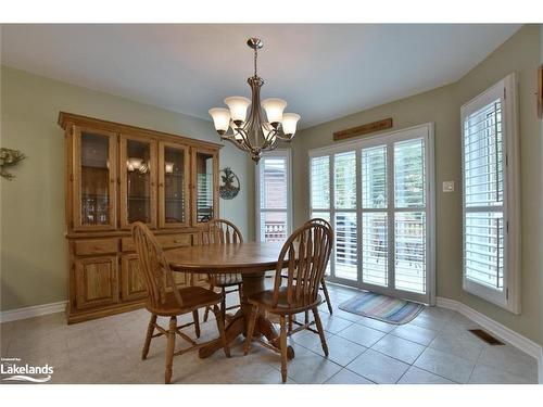 28 Cherry Sands Crescent, Wasaga Beach, ON - Indoor Photo Showing Dining Room