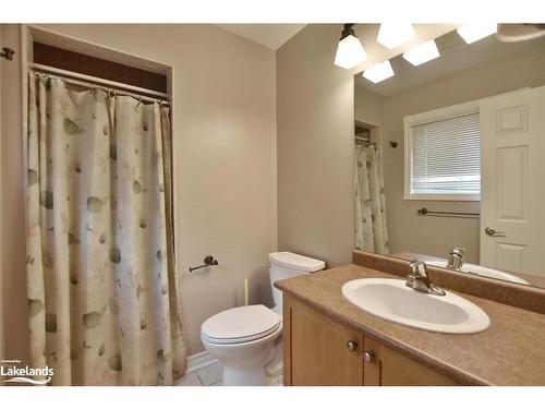 28 Cherry Sands Crescent, Wasaga Beach, ON - Indoor Photo Showing Bathroom