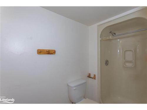 23 Sadler Drive, Bracebridge, ON - Indoor Photo Showing Bathroom