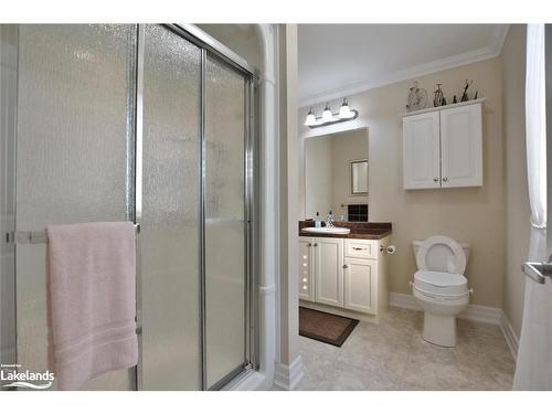 161 New York Avenue, Wasaga Beach, ON - Indoor Photo Showing Bathroom