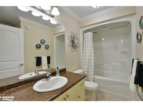 161 New York Avenue, Wasaga Beach, ON - Indoor Photo Showing Bathroom