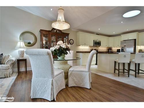 161 New York Avenue, Wasaga Beach, ON - Indoor Photo Showing Dining Room