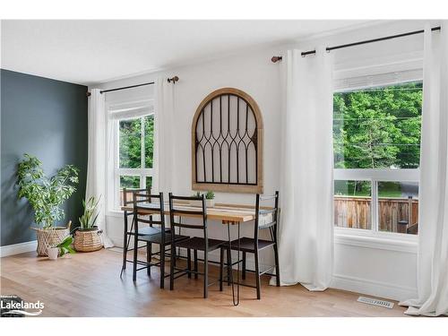 96 Fieldstream Chase Chase, Bracebridge, ON - Indoor Photo Showing Dining Room