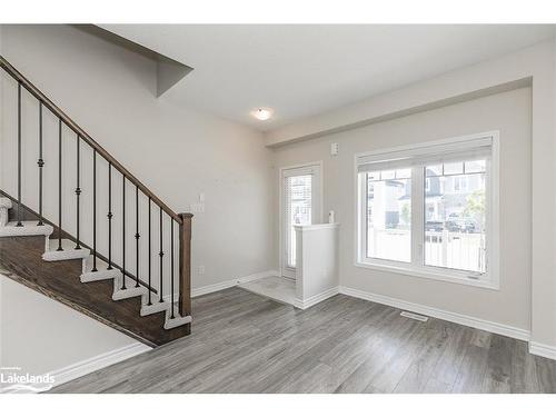 7 Sandhill Crane Drive, Wasaga Beach, ON - Indoor Photo Showing Other Room