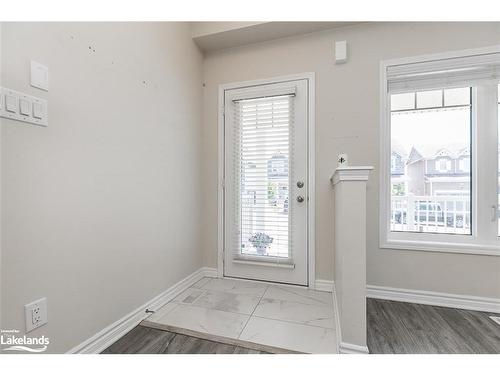 7 Sandhill Crane Drive, Wasaga Beach, ON - Indoor Photo Showing Other Room