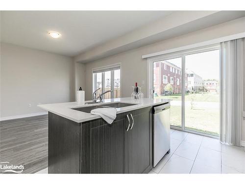 7 Sandhill Crane Drive, Wasaga Beach, ON - Indoor Photo Showing Kitchen With Double Sink