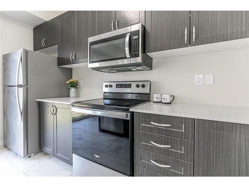 7 Sandhill Crane Drive, Wasaga Beach, ON - Indoor Photo Showing Kitchen With Stainless Steel Kitchen