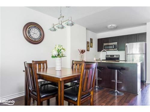 202-4 Brandy Lane Drive, Collingwood, ON - Indoor Photo Showing Dining Room