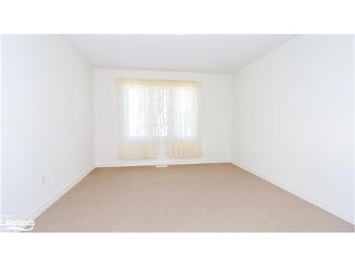 243 Mckenzie Drive, Stayner, ON - Indoor Photo Showing Other Room