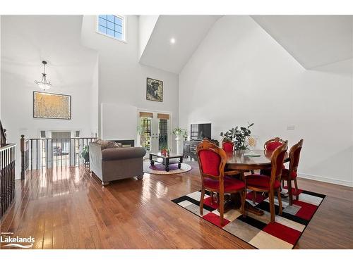 31 Royal Beech Drive, Wasaga Beach, ON - Indoor Photo Showing Dining Room