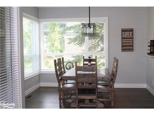 667 Johnston Park Avenue, Collingwood, ON - Indoor Photo Showing Dining Room