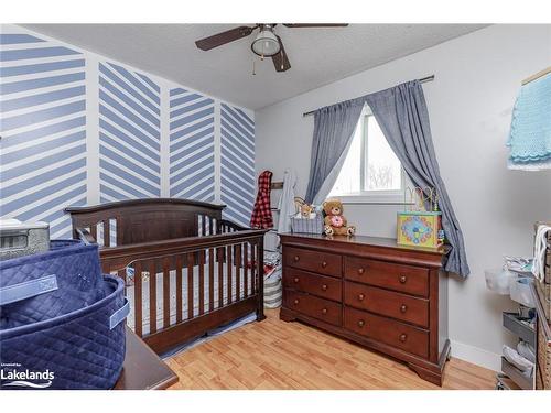 31 Courtice Crescent, Collingwood, ON - Indoor Photo Showing Bedroom