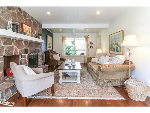 62 Lockhart Road, Collingwood, ON - Indoor Photo Showing Living Room With Fireplace