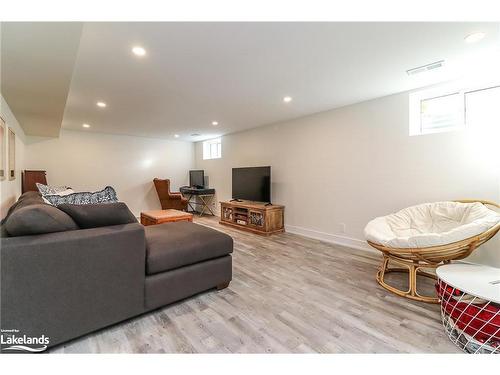 62 Lockhart Road, Collingwood, ON - Indoor