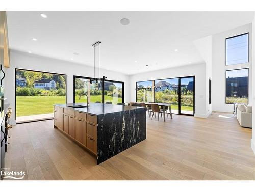 100 Barton Boulevard, The Blue Mountains, ON - Indoor Photo Showing Living Room