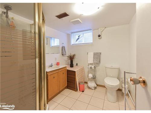 2A Wallis Street, Oro-Medonte, ON - Indoor Photo Showing Bathroom