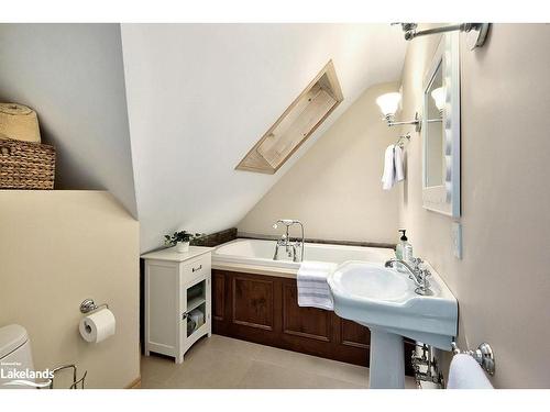 155 Aspen Way, The Blue Mountains, ON - Indoor Photo Showing Bathroom