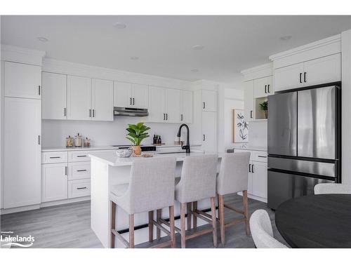 110 Emerson Way, Durham, ON - Indoor Photo Showing Kitchen With Upgraded Kitchen