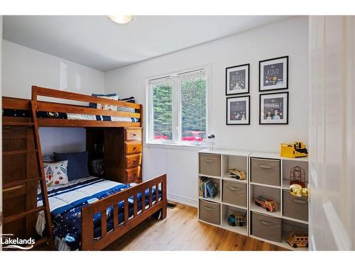 506097 Highway 89, Mulmur, ON - Indoor Photo Showing Bedroom