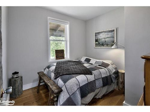 495529 2 Grey Road, Ravenna, ON - Indoor Photo Showing Bedroom