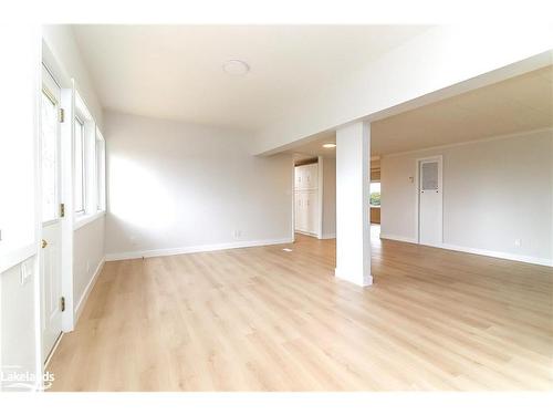 15 Hawthorne Drive, Innisfil, ON - Indoor Photo Showing Other Room