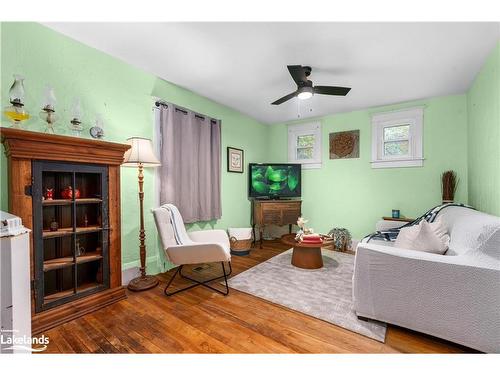 4 Stocking Lane, Huntsville, ON - Indoor Photo Showing Other Room