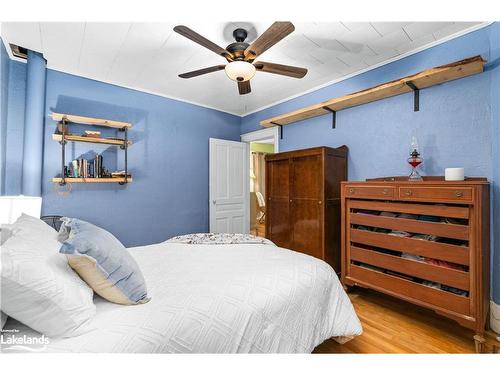 4 Stocking Lane, Huntsville, ON - Indoor Photo Showing Bedroom