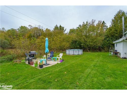 4 Stocking Lane, Huntsville, ON - Outdoor With Backyard