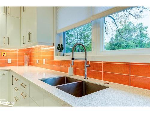 656 Oxbow Park Drive, Wasaga Beach, ON - Indoor Photo Showing Kitchen With Double Sink