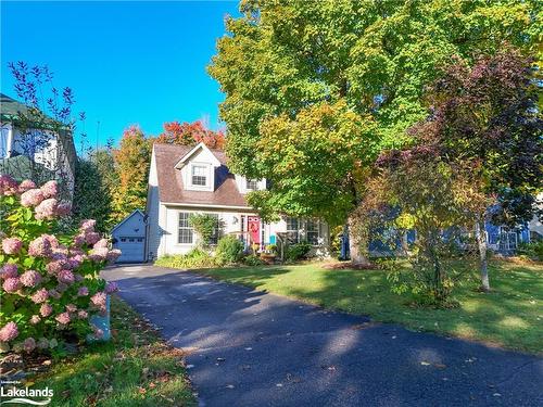 26 Coates Avenue, Bracebridge, ON - Outdoor