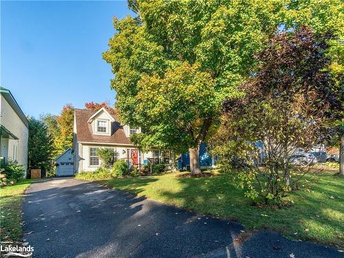 26 Coates Avenue, Bracebridge, ON - Outdoor