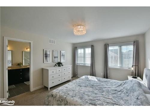 349 Yellow Birch Crescent, The Blue Mountains, ON - Indoor Photo Showing Bedroom