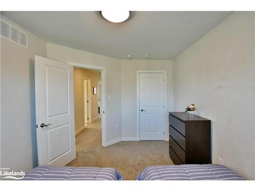 349 Yellow Birch Crescent, The Blue Mountains, ON - Indoor Photo Showing Bedroom