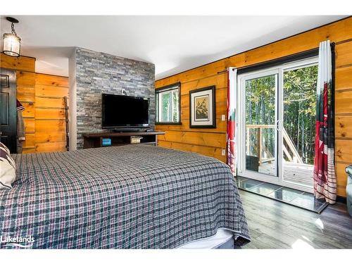 600055 50 Street S, Chatsworth, ON - Indoor Photo Showing Bedroom