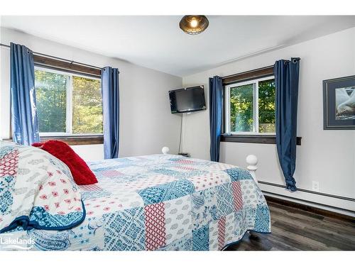 600055 50 Street S, Chatsworth, ON - Indoor Photo Showing Bedroom