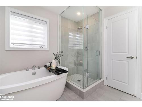 13 Autumn Drive, Wasaga Beach, ON - Indoor Photo Showing Bathroom