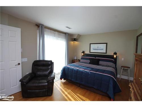 601-130 Steamship Bay Road, Gravenhurst, ON - Indoor Photo Showing Bathroom