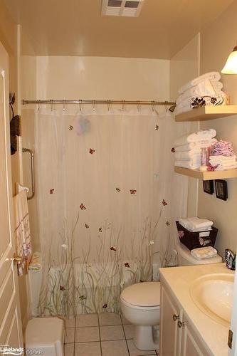 104-280 Aberdeen Boulevard, Midland, ON - Indoor Photo Showing Bathroom