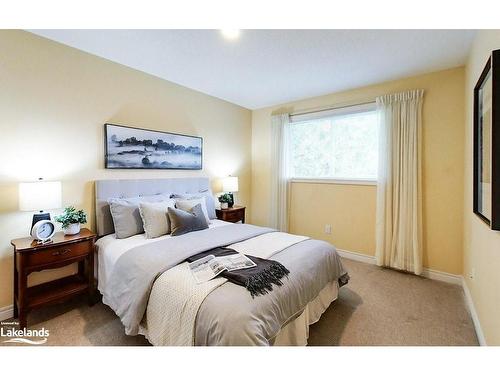 321 Balsam Street, Collingwood, ON - Indoor Photo Showing Bedroom