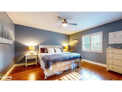 108 Liisa'S Lane, The Blue Mountains, ON - Indoor Photo Showing Bedroom