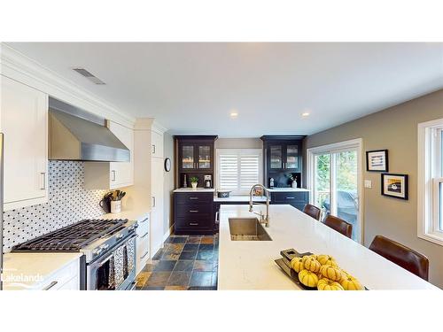 108 Liisa'S Lane, The Blue Mountains, ON - Indoor Photo Showing Kitchen With Upgraded Kitchen