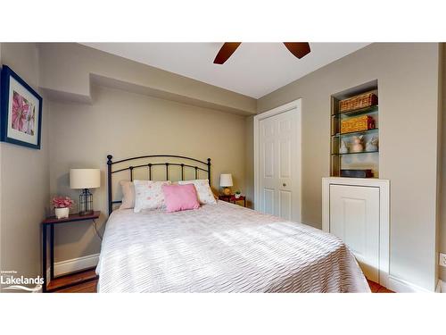 108 Liisa'S Lane, The Blue Mountains, ON - Indoor Photo Showing Bedroom